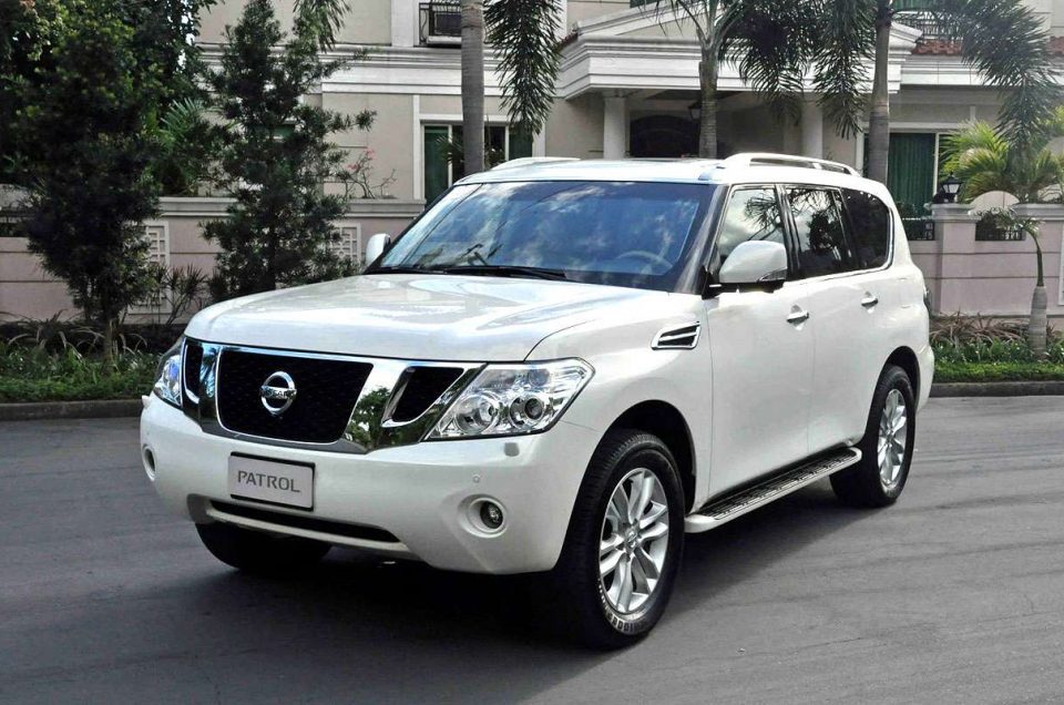 Nissan Car rental service in Dhaka, Bangladesh