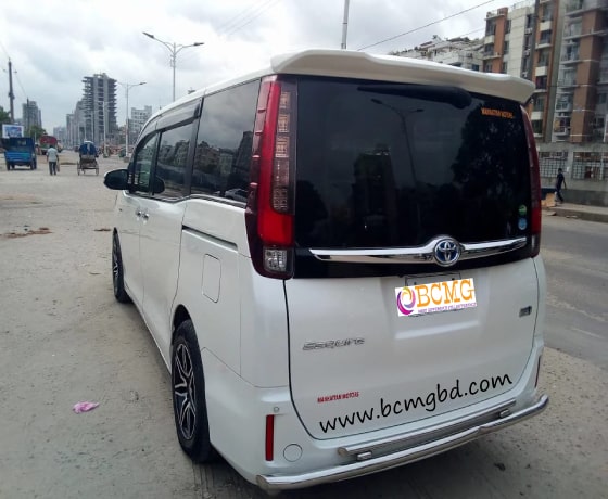 People carrier hire in Gulshan Dhaka