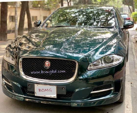 Luxurious car service in DOHS Dhaka