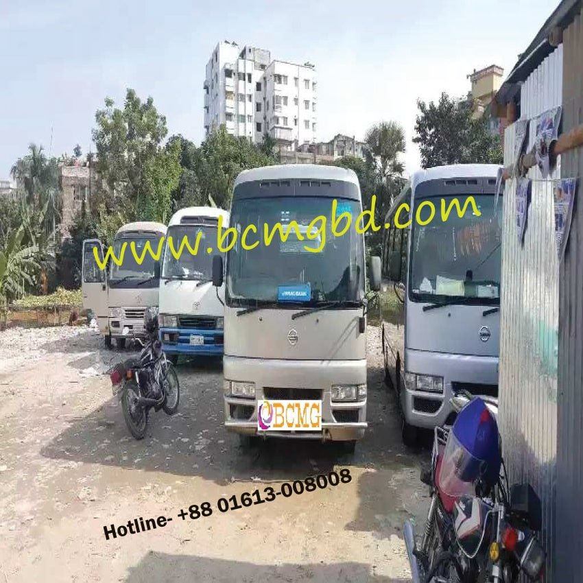 Bus hire in Dakhinkhan