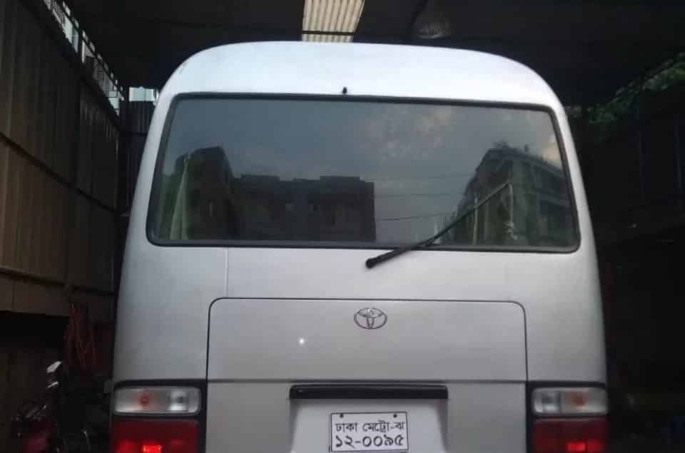 Bus Service in gulshan Dhaka Bus hire in gulshan Dhaka Tourist bus rent gulshan Dhaka