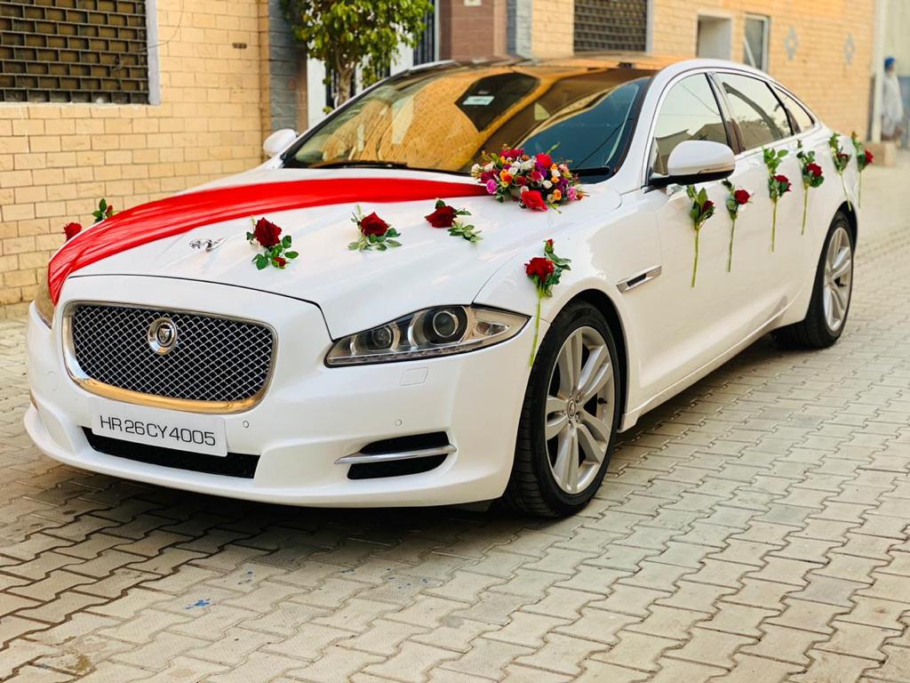 Jaguar Luxury Wedding Car on Rent in Uttara Dhaka Bangladesh. The Best Collection of gorgeous, prestigious & Exclusive Tourist Bus