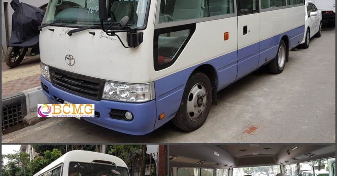 Tourist Bus service in Dhaka, Bangladesh