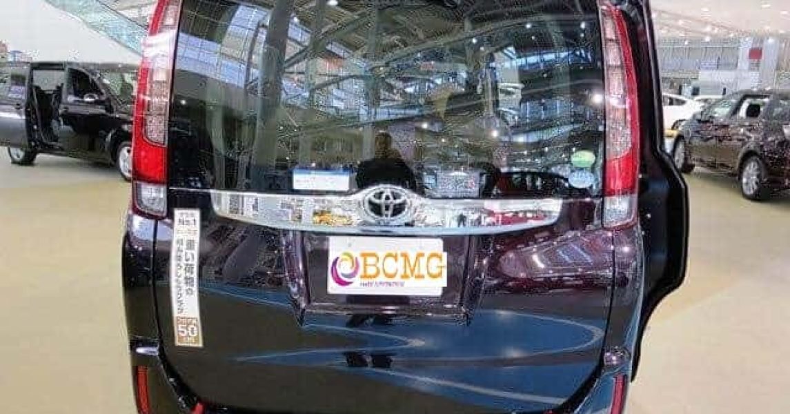 Car rental service in Chalkbazar Dhaka