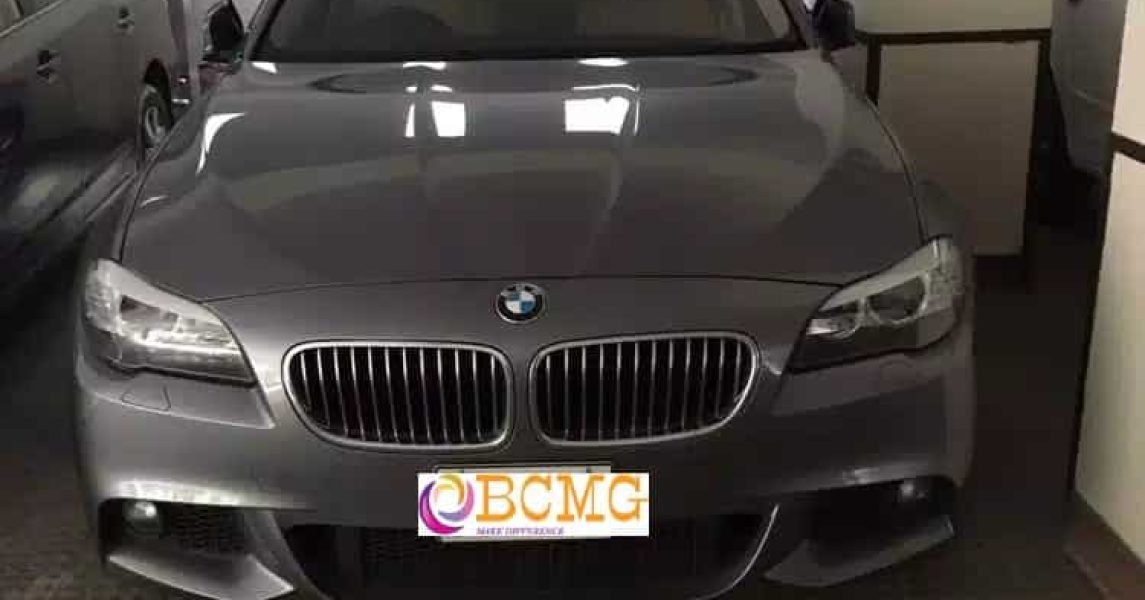 Rent a car service in Bangshal Dhaka