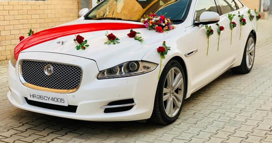 Jaguar Luxury Wedding Car on Rent in Uttara Dhaka Bangladesh. The Best Collection of gorgeous, prestigious & Exclusive Tourist Bus