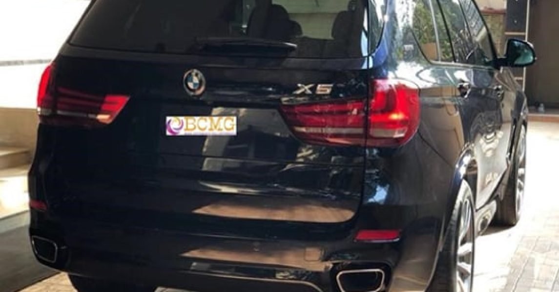 BMW Rent In Kumir Shah Mazar Dhaka Bangladesh