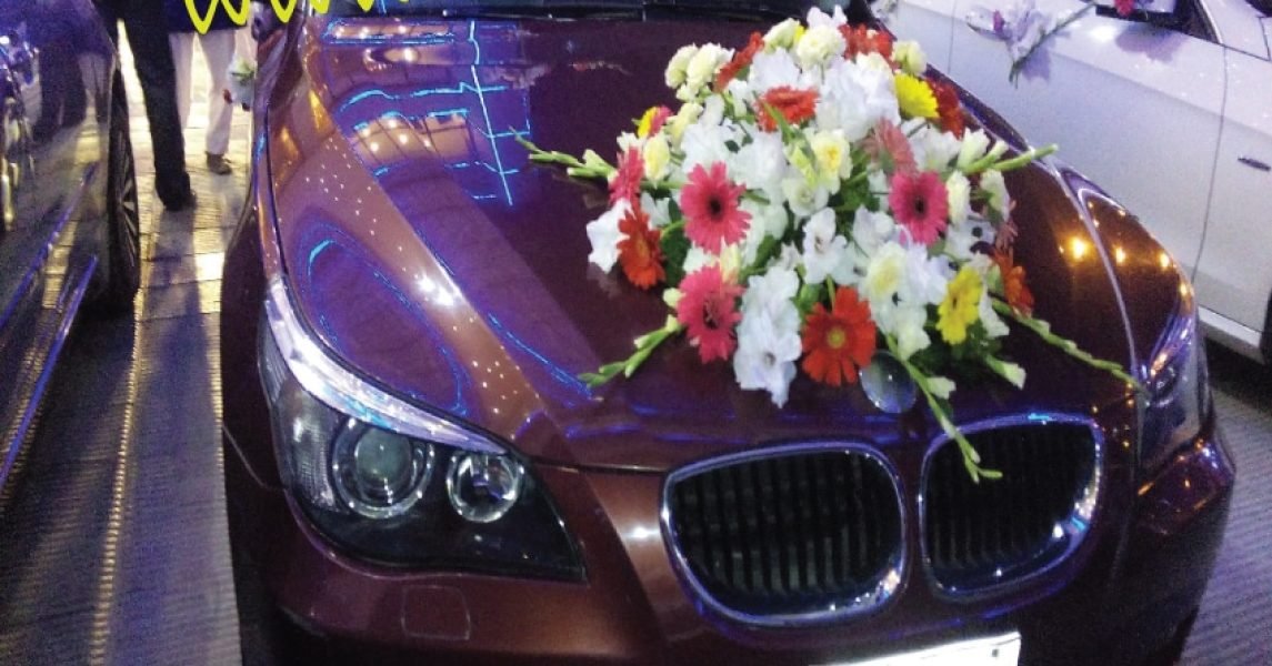 Luxurious car service in Bhatara Dhaka