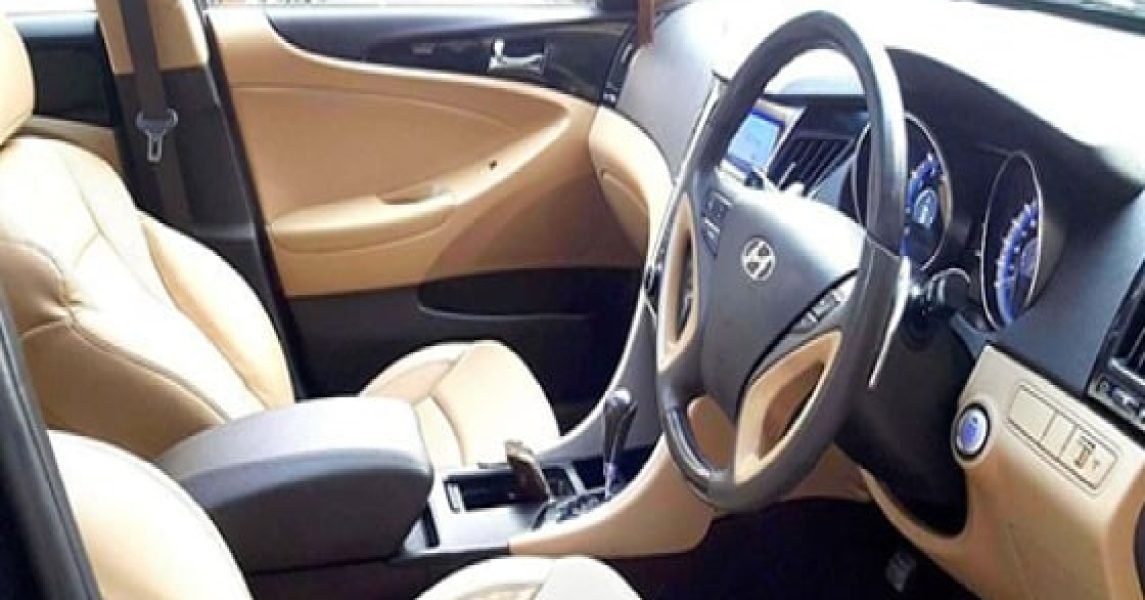 Elite car hire service in Turag Dhaka